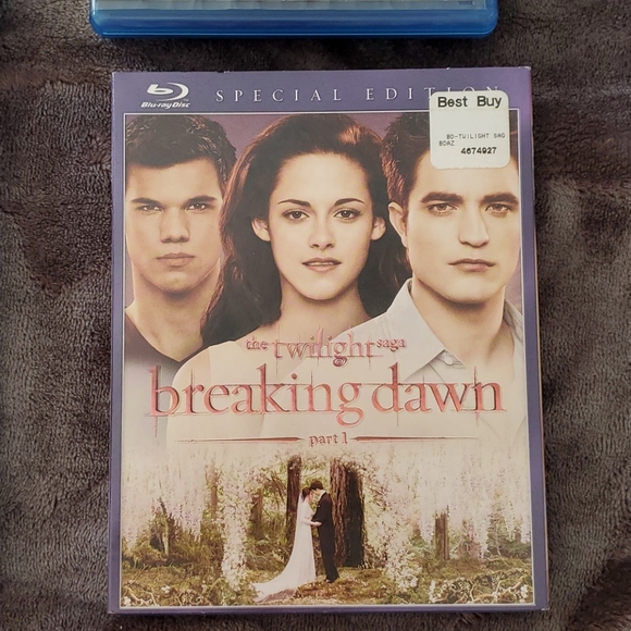 TWILIGHT BUNDLE - Picture 5 of 5